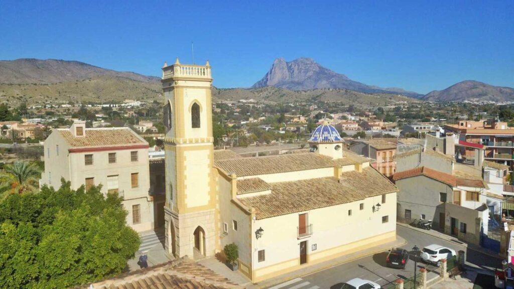 La Vila Joiosa se Prepara para la I Carrera Infantil y Milla Popular L'Ermita Sant Antoni 2024