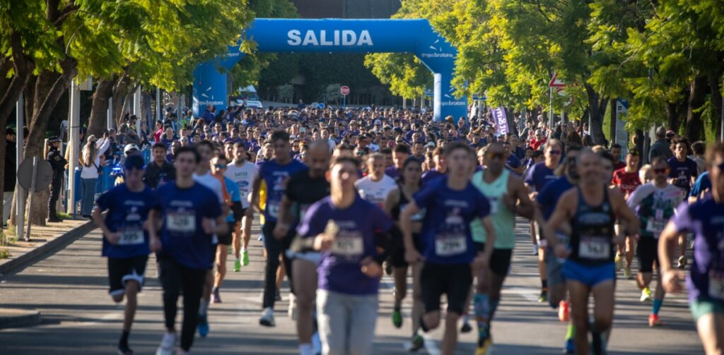 Más de 2.500 personas se unen por la esperanza en Alicante